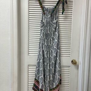 WORLD MARKET✨small✨Bohemian White and Black Maxi Dress